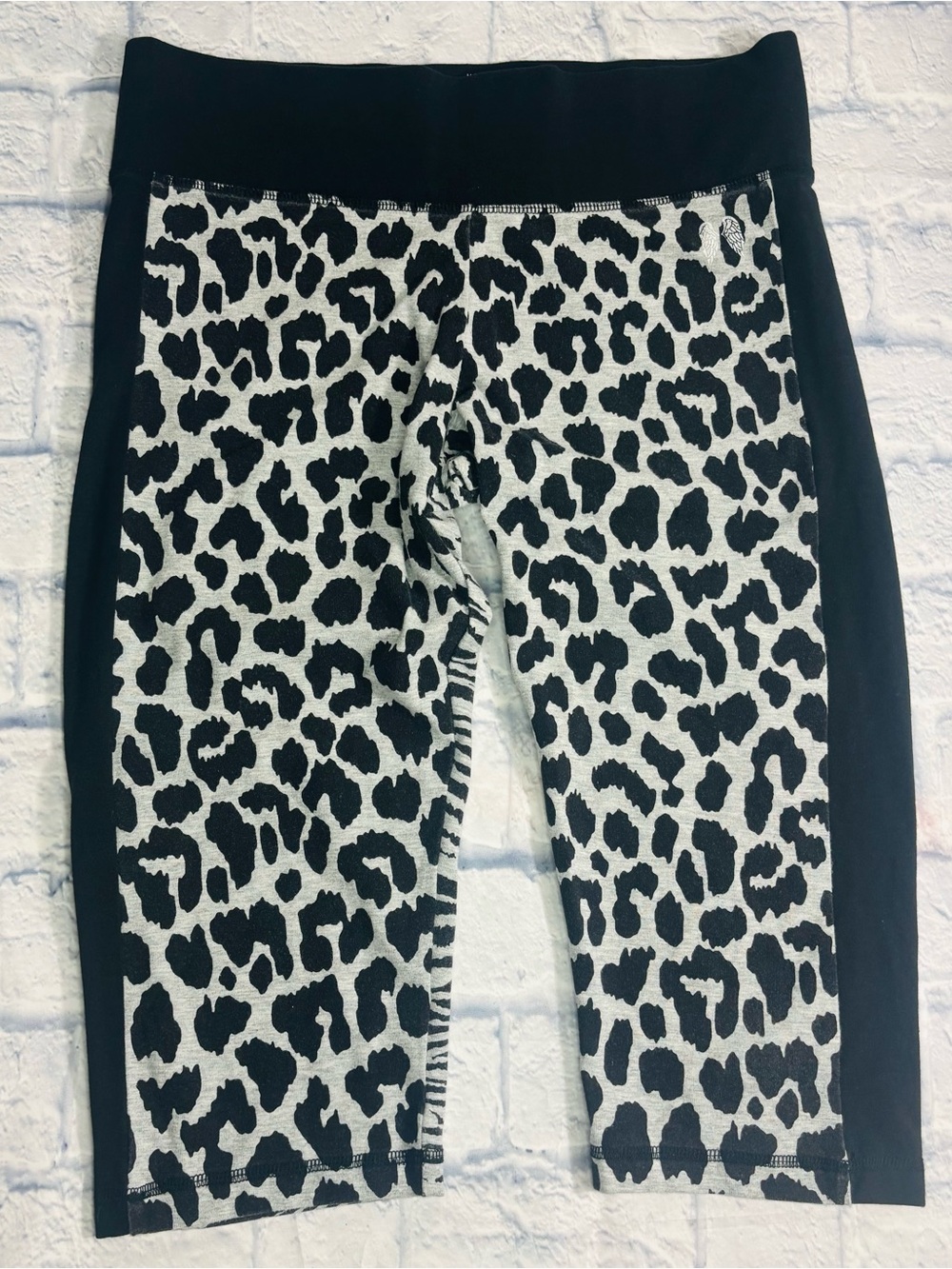 Victorias Secret Y2K Capris, Leopard & Zebra Print Black/Grey Size Medium 2015